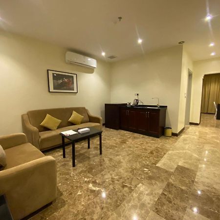 Rollins Hotel Buraidah Esterno foto