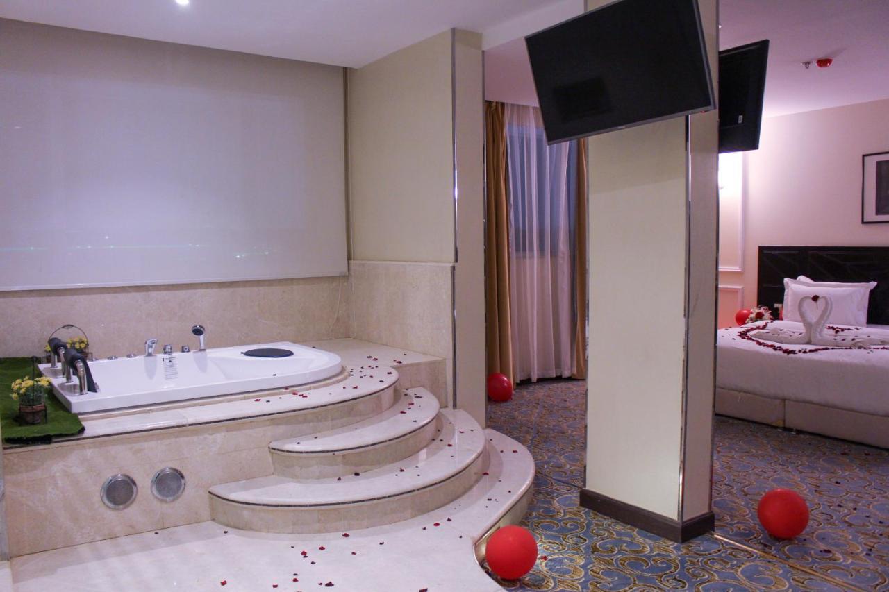 Rollins Hotel Buraidah Esterno foto