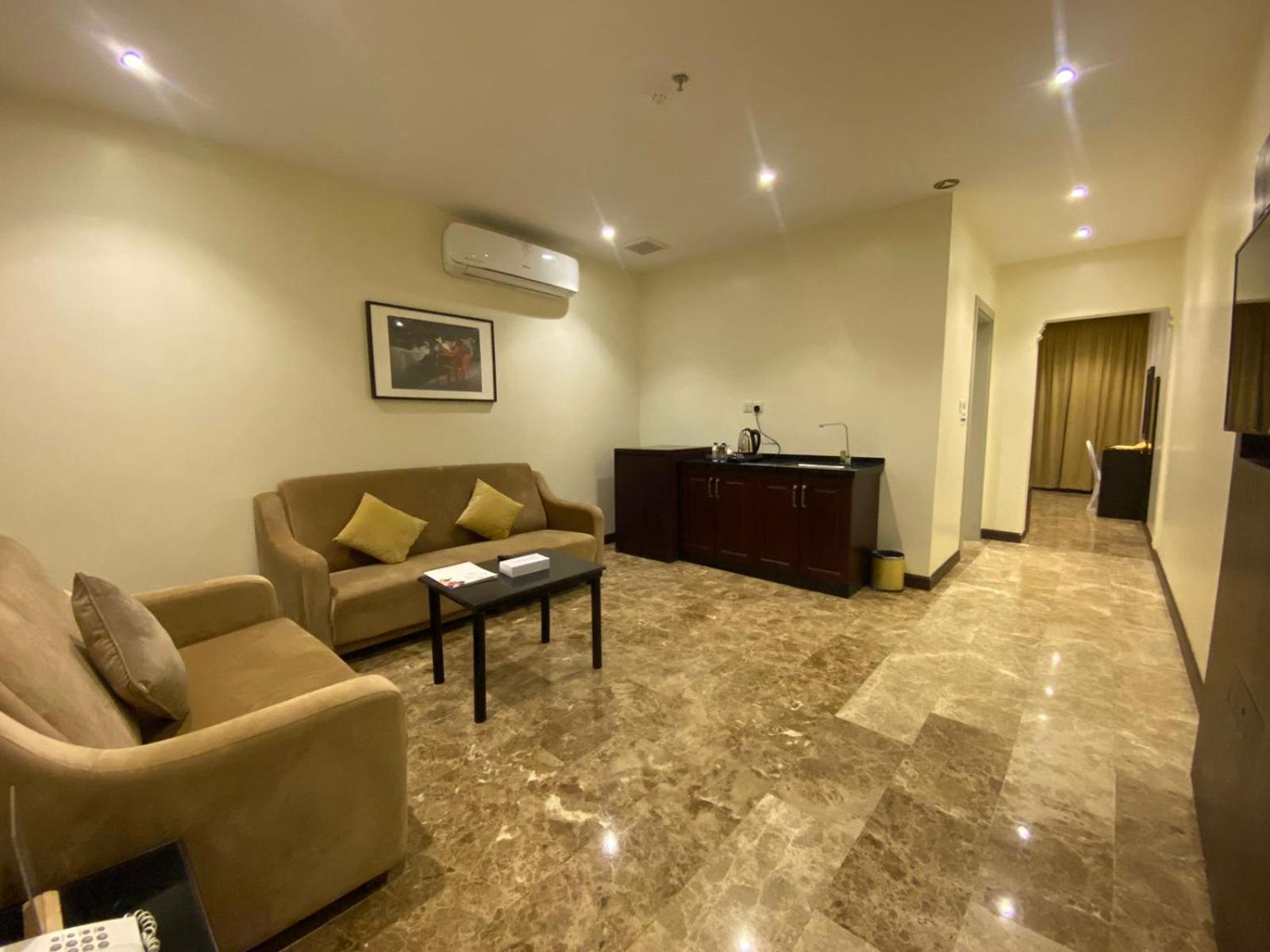 Rollins Hotel Buraidah Esterno foto