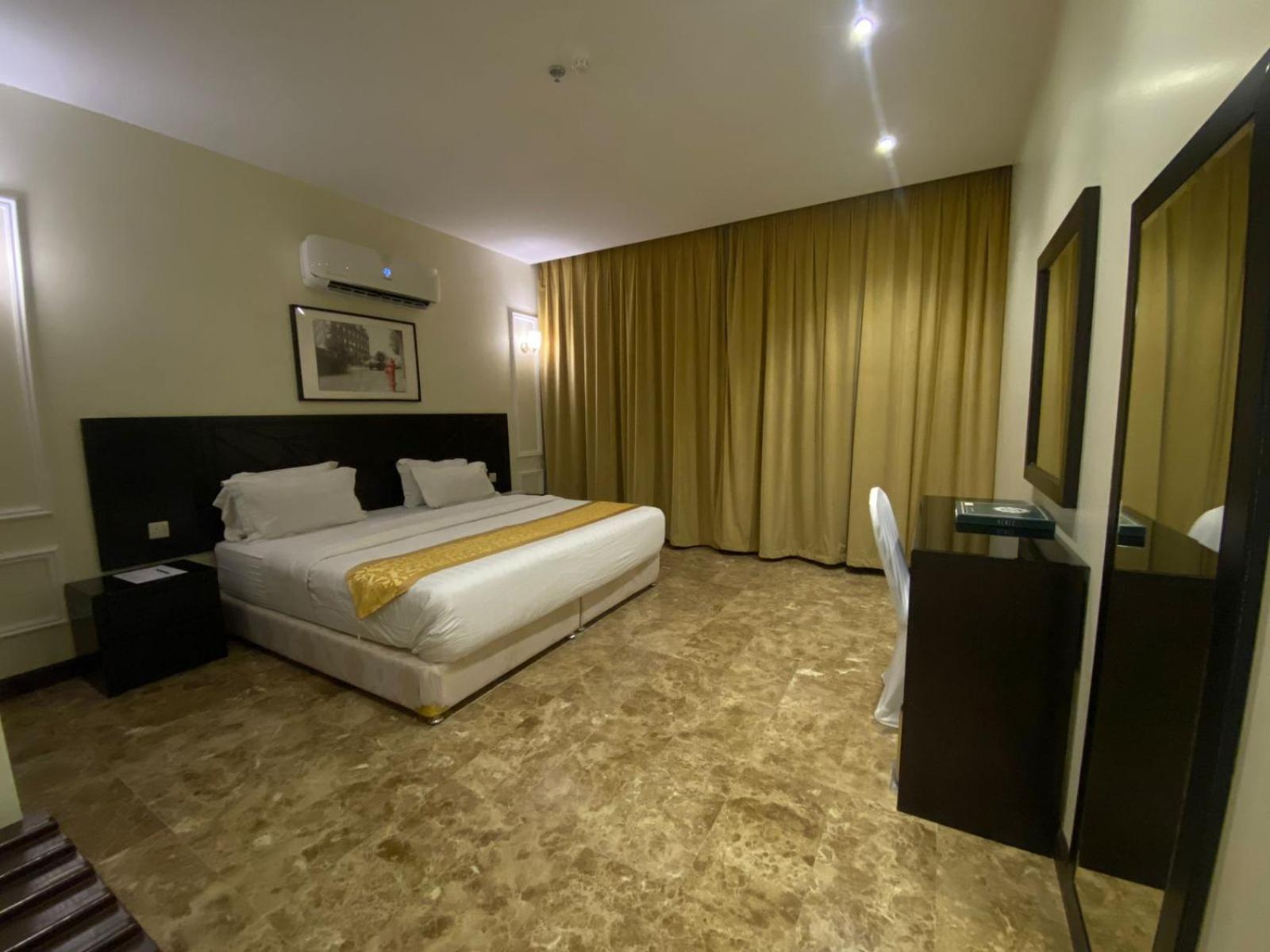 Rollins Hotel Buraidah Esterno foto